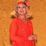 Large floppy hats were often worn to afternoon teas and garden parties.