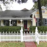 House located at 305 Hardeman.