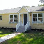 House built in 1945. Located at 632 6th Street.